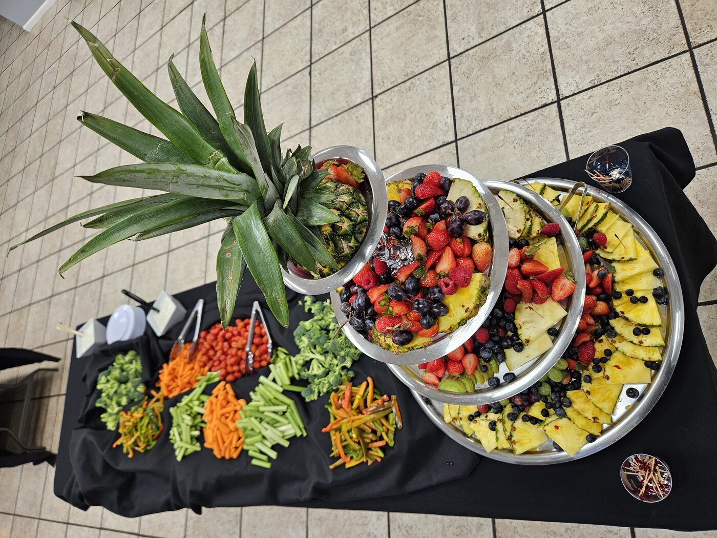 Tiered fresh fruit display tower